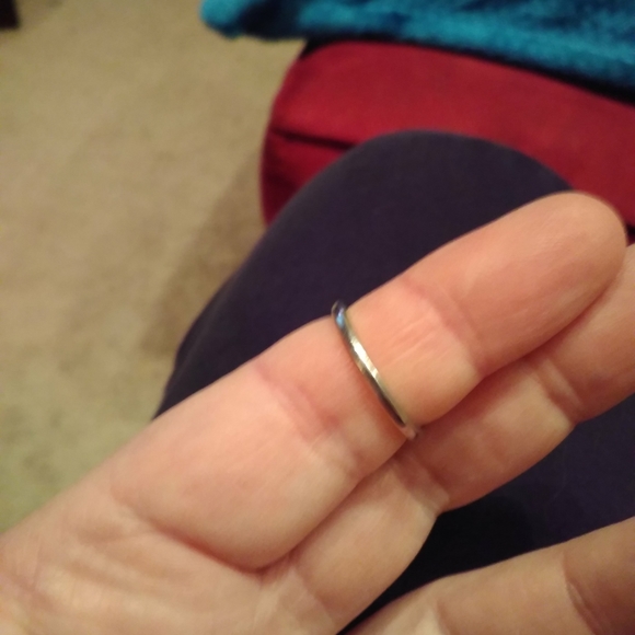 Silver ring - Picture 3 of 5